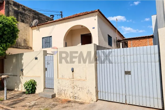 Casa à Venda na Vila Guararapes  Lins/SP por R$ 170.000,00