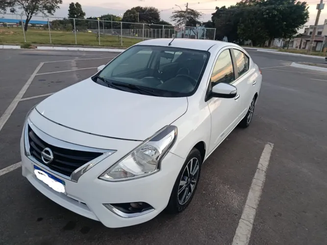 Nissan Versa SL 1.6 16V Flexstart 4P Aut. 2018