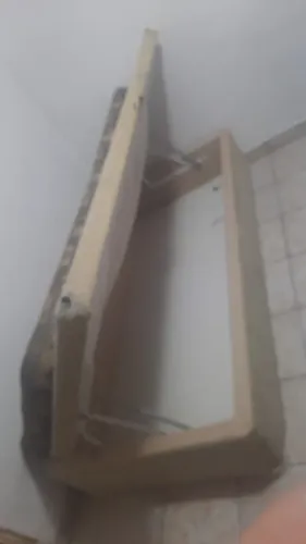 Cama de solteiro bau usada