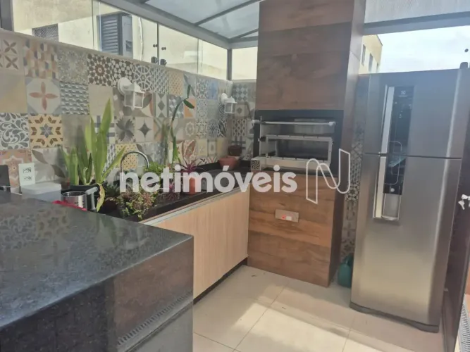 Apartamento de 3 quartos com área privativa e suíte no Sagrada Familia