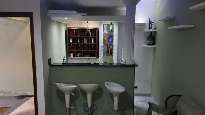 Oportunidade - Casa - Jardim Califórnia - 2 Dormitórios - 65m².