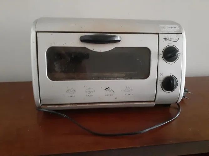 Forno elétrico pequeno