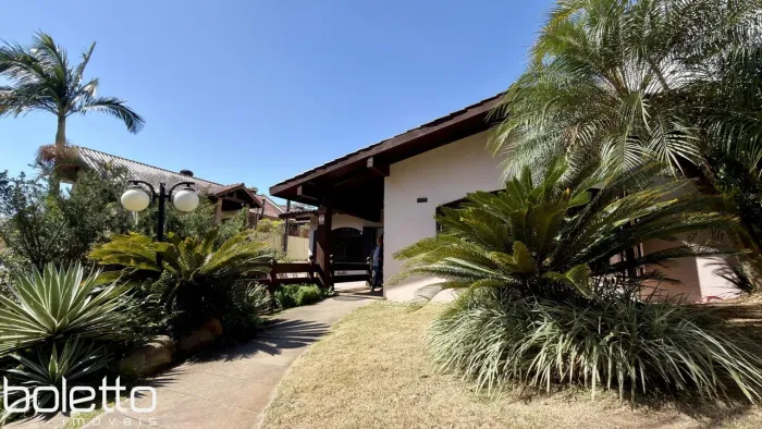 Casa à Venda no Bairro Boa Vista