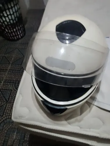 Capacete