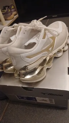 Tênis mizuno 41
