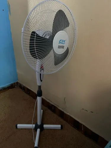 Ventilador de pé