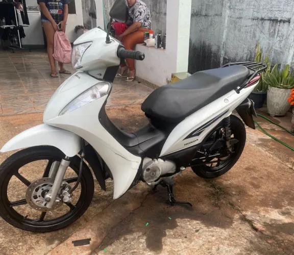 * Honda Biz 125 - Econômica, Conservada e Pronta para Rodar
