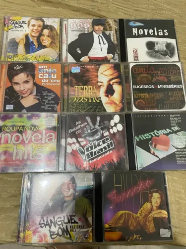 Lote 20 cds de novelas e séries de tv