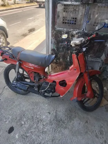 Moto Traxx muito boa para quem quer se locomover para qualquer canto
