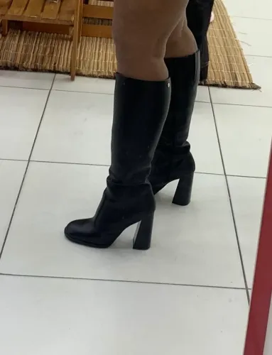 Bota preta