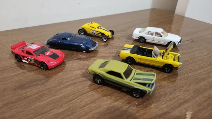 Carrinhos Hot Wheels Escala 1/64