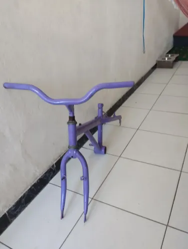 Quadro de bicicleta aro 20 Caloi completo
