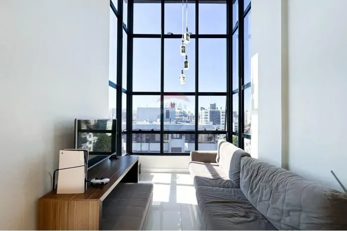 LOFT a venda no Humaitá