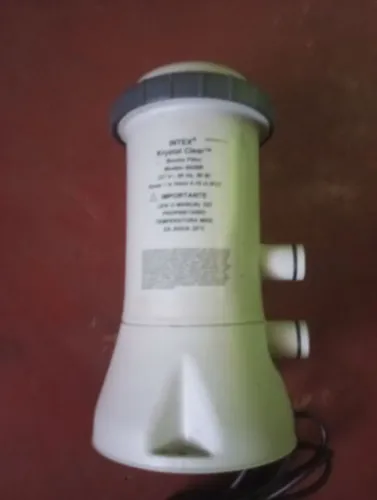 Bomba filtro Intex para piscina filtro tudo ok quero vender estou precisando dinheiro bara