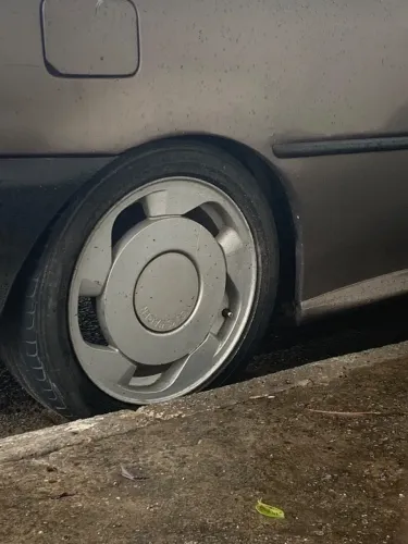 Vendo roda orbital 16 ou faço rolo em 14 de ferro bolinha ou 13 cl vw 