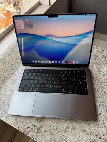 MacBook Pro 14" M1 Pro, 16 GB / 512 GB
