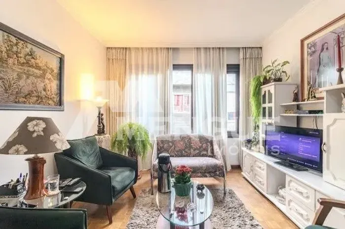 Apartamento com 3 quartos e 101m² à venda em Higienópolis, Porto Alegre.
