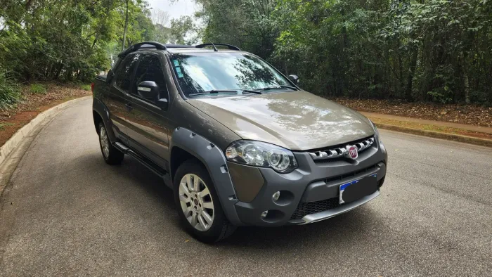 Fiat Strada Adventure1.8/ 1.8 Locker Flex CD 2014