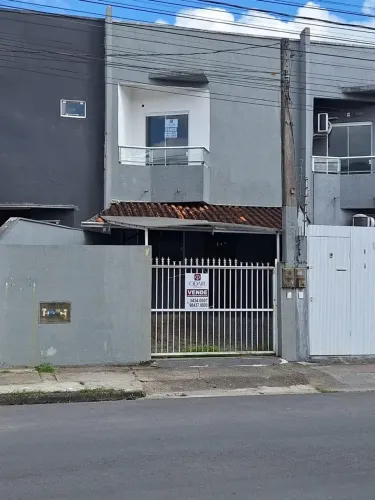 Sobrado à venda no bairro Itinga em Joinville/SC.