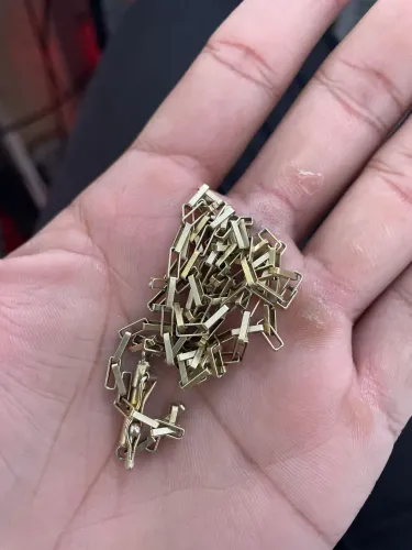 VENDO CORDÃO PRATA ENCASCADA A OURO