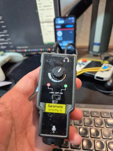 Interface de áudio saramonic 2