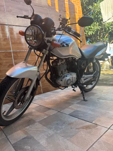 Suzuki EN 125 YES 2006