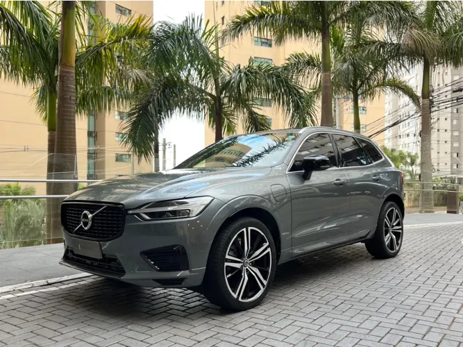 Volvo XC-60 XC 60 T-8 Híbrido R-design 2.0 5P 2019