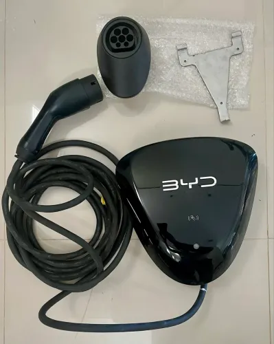 Wallbox Original BYD 7 kW (32 A) - Excelente estado