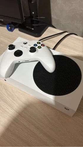 Xbox Series S - Excelente estado