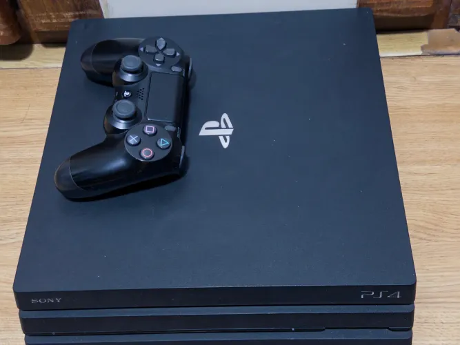PS4 PRO 1 TB