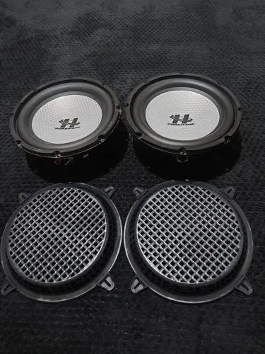 SUBWOOFER HURRICANE 10? - 350W RMS CADA