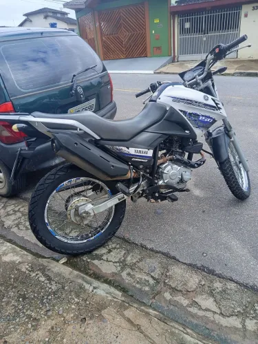 Vende-se moto XTZ 150 crossfer 