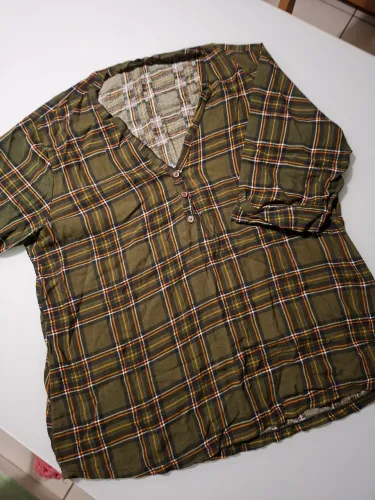 Blusa xadrez manga curta verde musgo tamanho G
