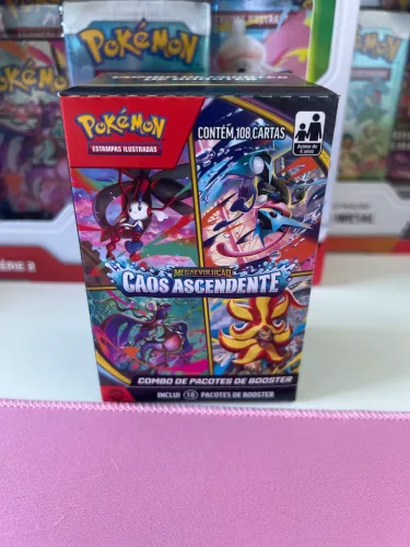 Booster 18 pacotes Caos Ascendente