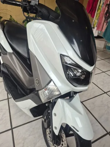 Moto NMax yamaha 160 ABS 2017 IMPECÁVEL Brinde Baú e 2 capacetes