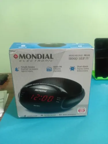 Rádio relógio Mondial 