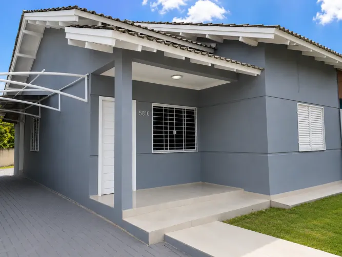 Casa Suíte + 1 Quarto com 2 Vagas a 900 metros do Pátio Shopping Chapecó Bairro Líder