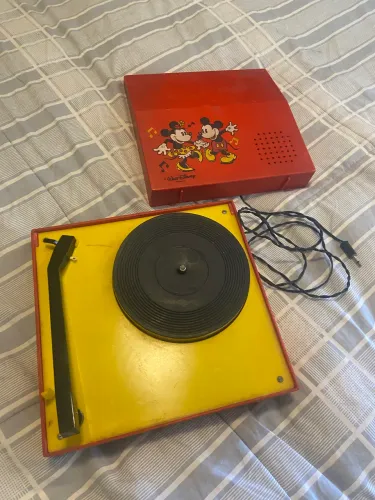 Vitrolinha antiga, Disney, década de 80