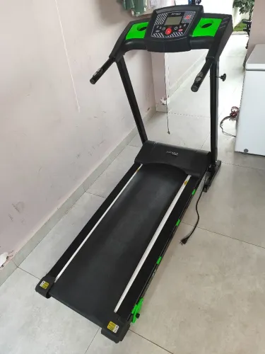 Esteira elétrica Dream fitnes Concept 2.5 com inclinação e amortecedor. apenas um ano uso