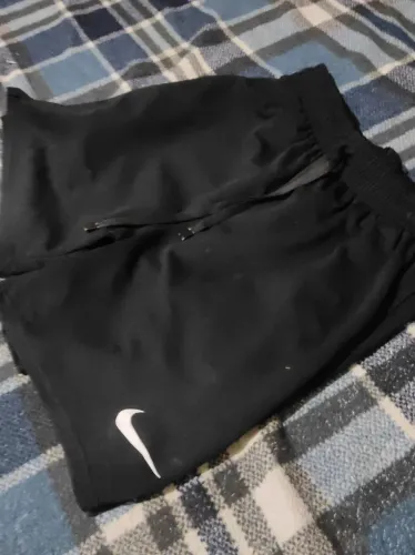Vendo short Nike infantil 