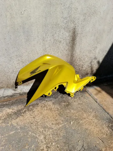 Carenagens CB 300F Twister Dourada