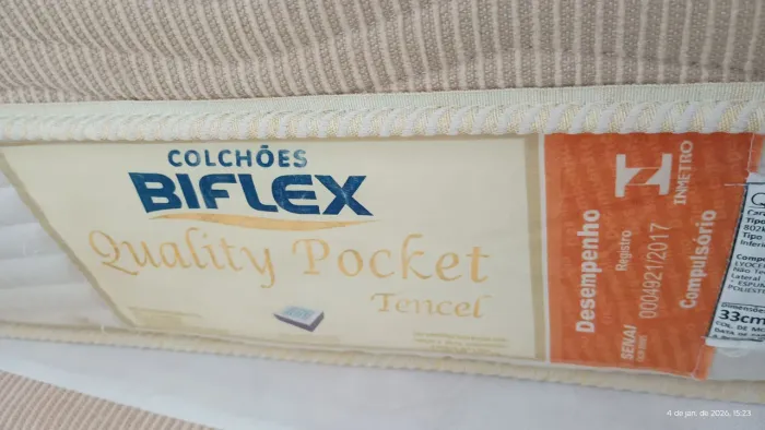 Colchão Queen e base