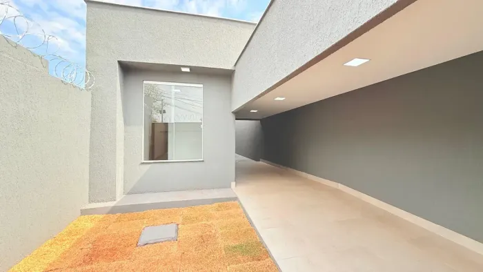 Jardim Canedo 2 por R$ 420 mil, casa 3 quartos sendo 1 Suíte.