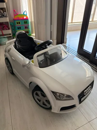 Carro elétrico infantil Audi