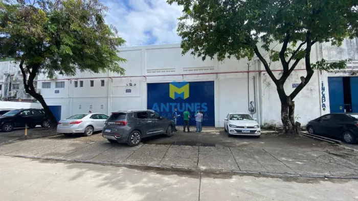 Alugue Galpão de 840m² na Imbiribeira. Ótima estrutura, próximo ao Metrô