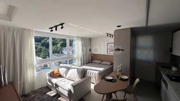Studio mobiliado de 1 dorm com 34M ² no centro, Florianopolis.
