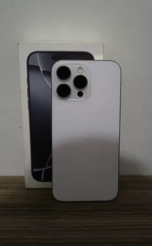 iPhone 16 pro max, 256gb, 92% bateria