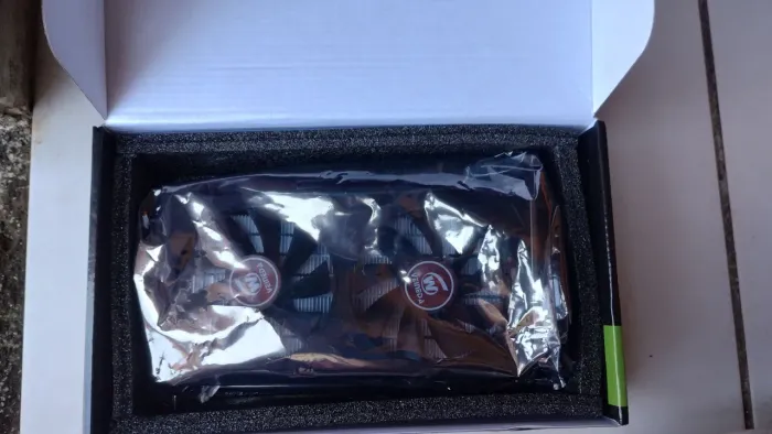 GTX 960 4GB nova sem uso