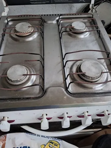 Fogão de 4 bocas esmaltec