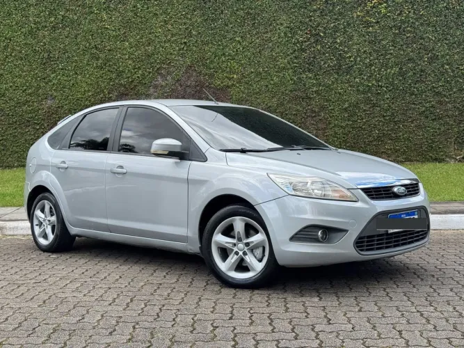 Ford Focus 1.6 S/se/se Plus Flex 8v/16v 5P 2011